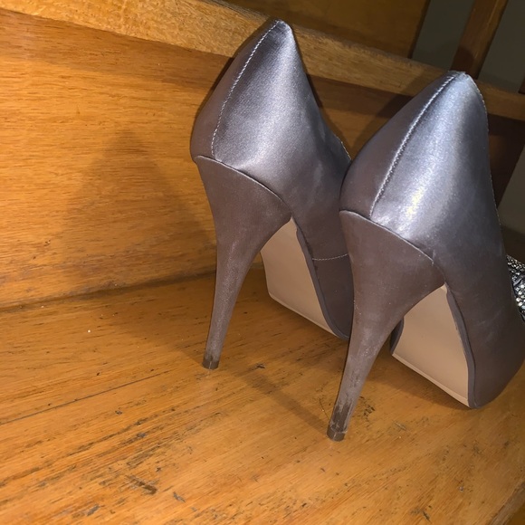 STEVE MADDEN - Gorgeous Heels in Silver - Picture 2 of 2